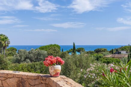 Exclusive, Capicciola, 5 bedrooms, sea view, close to the beach