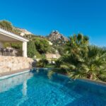 Lumio, 6-bedroom villa, panoramic sea view, swimming pool, close to beaches.