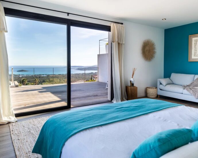 Saint-Cyprien, villa 6 chambres, piscine, vue mer panoramique, proche plage