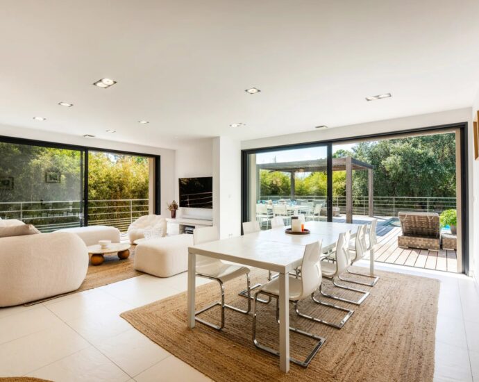 Porto Vecchio, Cala Rossa, Villa A Maredda, 5 chambres, piscine et plage à pied