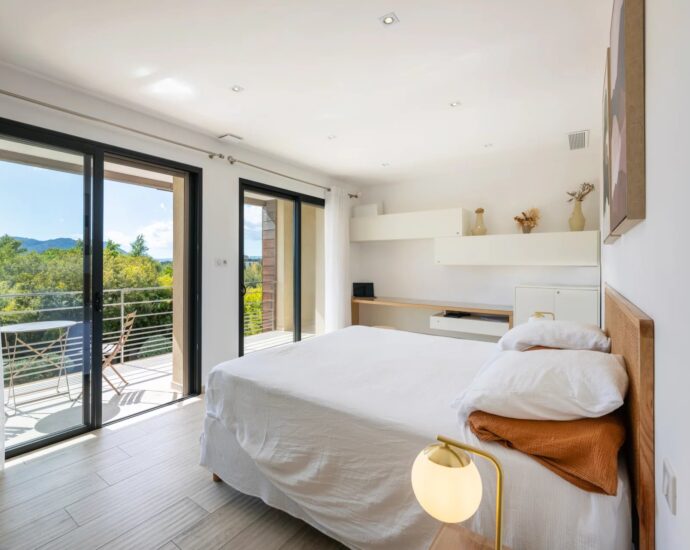 Porto Vecchio, Cala Rossa, Villa A Maredda, 5 chambres, piscine et plage à pied