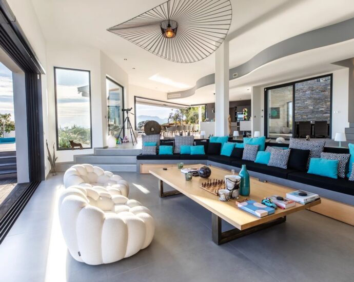 Saint-Cyprien, villa 6 chambres, piscine, vue mer panoramique, proche plage