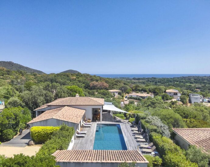 Exclusive, Sainte-Lucie de Porto-Vecchio, 5 Bedroom Villa Near Pinarello, Sea View, Pool