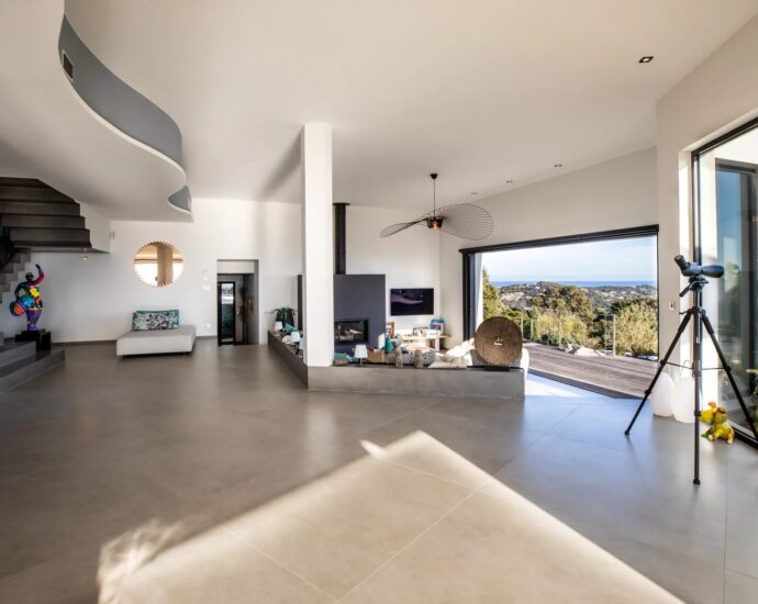 Saint-Cyprien, villa 6 chambres, piscine, vue mer panoramique, proche plage