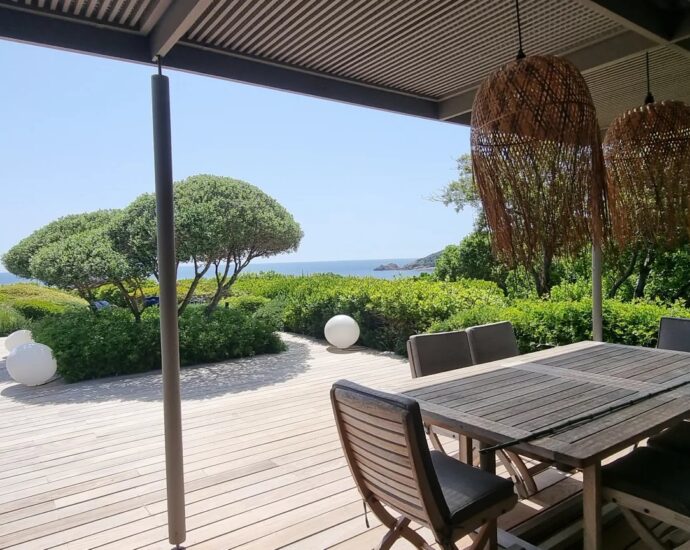 Cappiciola, Waterfront Property, 7 Bedrooms, 2 Pools, Direct Beach Access, Panoramic Sea Views