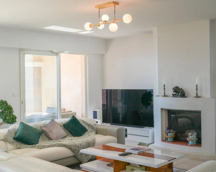 Ajaccio, Duplex Apartment, 4 Bedrooms, terrace, panoramic sea View, close to the Beach