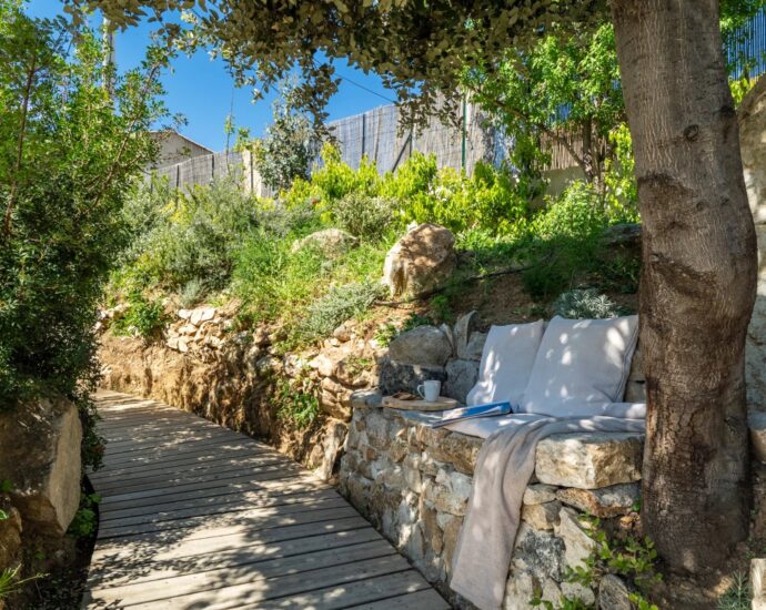 Santa-Reparata Di Balagna, 4 chambres, piscine, vue panoramique lac et montagnes