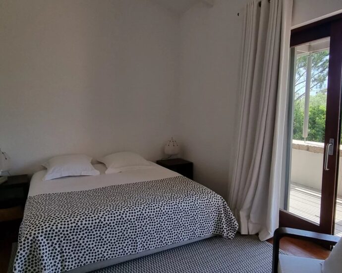 Cappiciola, Waterfront Property, 7 Bedrooms, 2 Pools, Direct Beach Access, Panoramic Sea Views