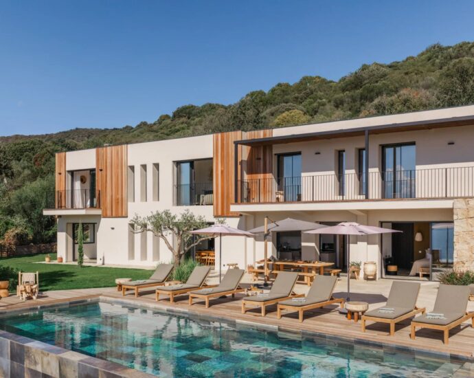 Olmeto, Abbartello, 6 chambres, piscine à débordement, vue mer panoramique, proche plage