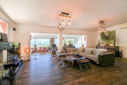 Bastelicaccia, Villa , 3 chambres, Un appartement, Vue mer et montagne