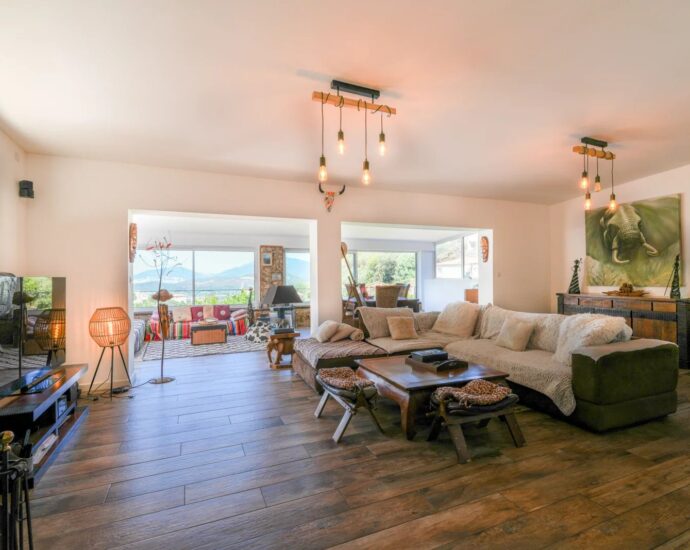 Bastelicaccia, Villa , 3 chambres, Un appartement, Vue mer et montagne