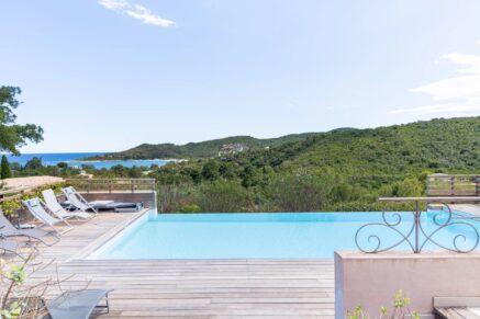 Favone, villa vue mer, 4 chambres, piscine, proche plage