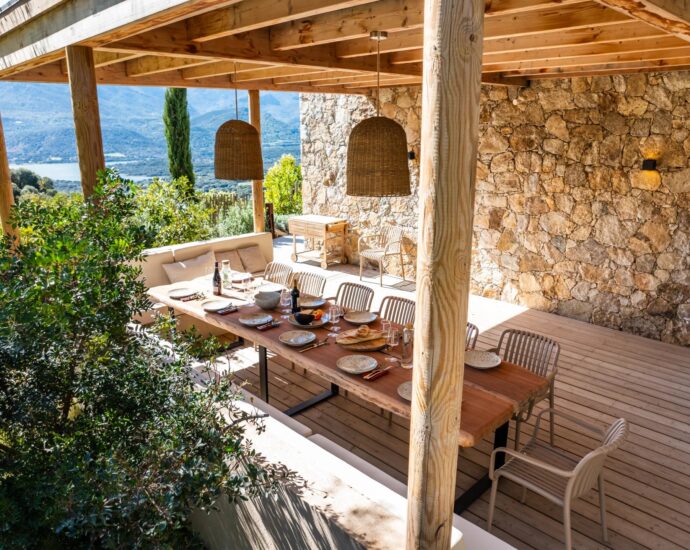 Santa-Reparata Di Balagna, 4 chambres, piscine, vue panoramique lac et montagnes