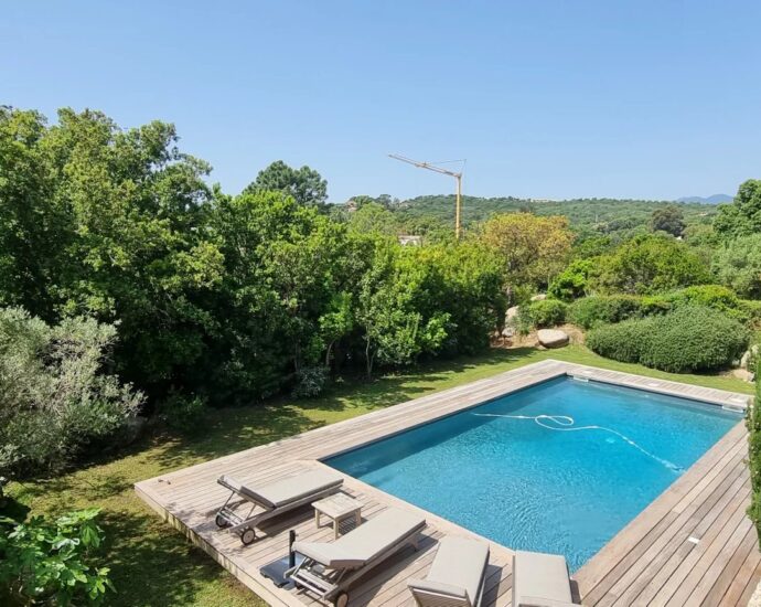 Cappiciola, Waterfront Property, 7 Bedrooms, 2 Pools, Direct Beach Access, Panoramic Sea Views