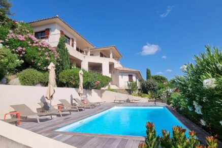 Pinarello, 4 bedrooms, swimming pool, sea view