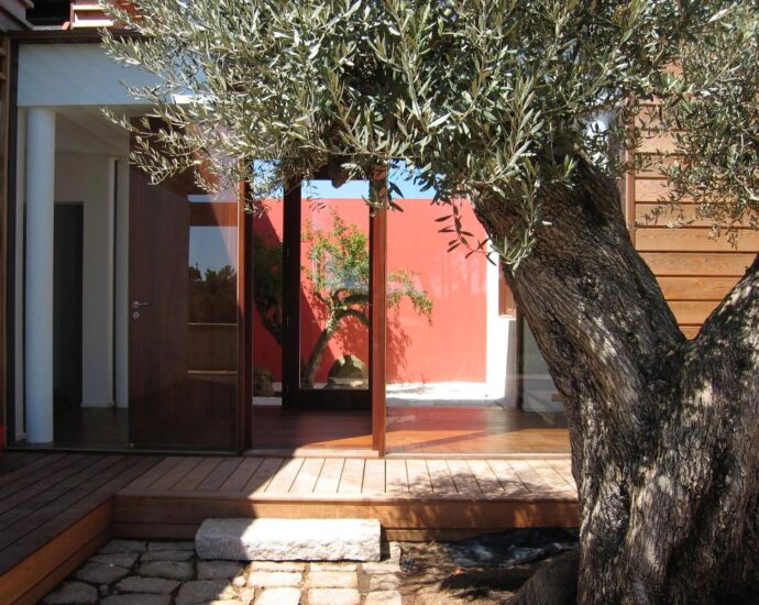 Cappiciola, Waterfront Property, 7 Bedrooms, 2 Pools, Direct Beach Access, Panoramic Sea Views