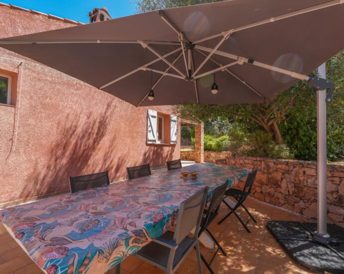 Bastelicaccia, Villa , 3 chambres, Un appartement, Vue mer et montagne