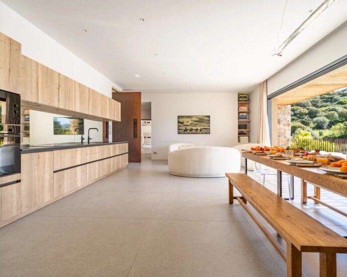 Santa-Reparata Di Balagna, 4 chambres, piscine, vue panoramique lac et montagnes