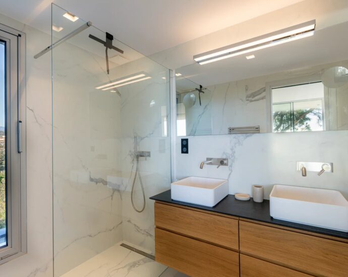 Porto Vecchio, Arasu, Villa 6 chambres,  vue mer, piscine, proche plage