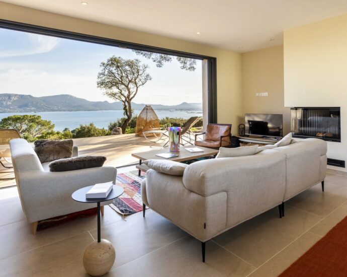 Porto-Vecchio, Marina Di Fiori,  Villa 4 chambres, piscine, vue mer, proche plage