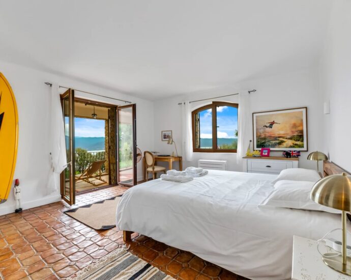 Ajaccio, villa 7 chambres, vue mer