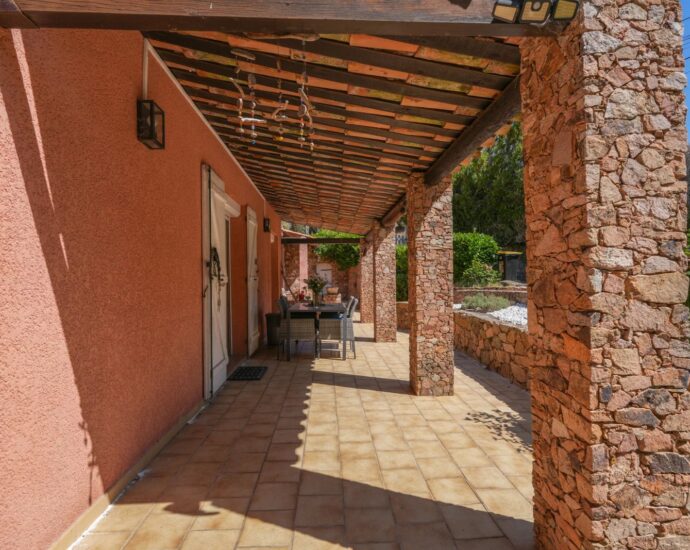 Bastelicaccia, Villa , 3 chambres, Un appartement, Vue mer et montagne