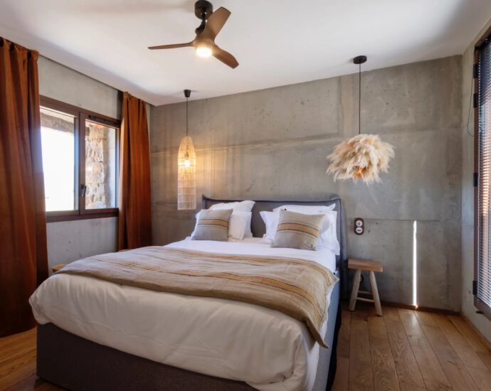 Propriano, 3 bedroom villa, swimming pool, sea and mountain views, close to the beach