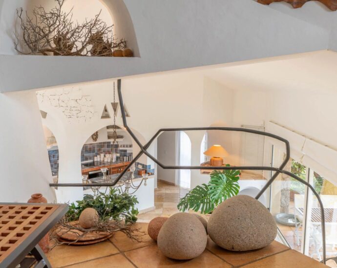 Sainte-Lucie de Porto-vecchio, Cavallone, architect-designed villa, 4 bedrooms, pool, sauna, panoramic sea view, close to the beach