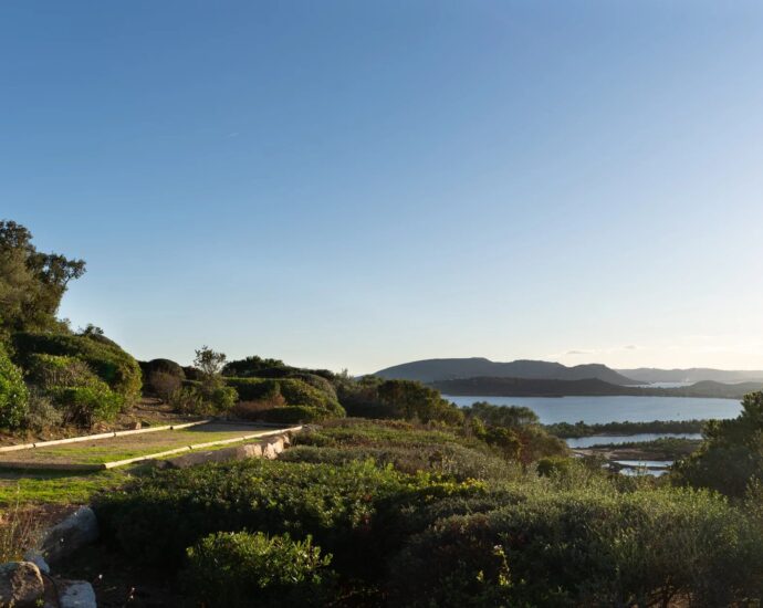 Porto Vecchio, Arasu, Villa 6 chambres,  vue mer, piscine, proche plage