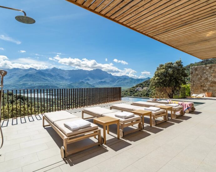 Santa-Reparata Di Balagna, 4 chambres, piscine, vue panoramique lac et montagnes