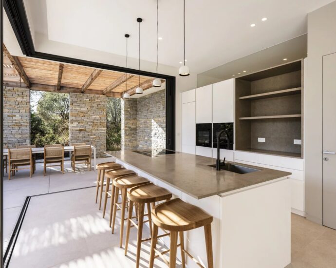 Arasu, Villa d&rsquo;architecte, 4 chambres, piscine, plage à pied