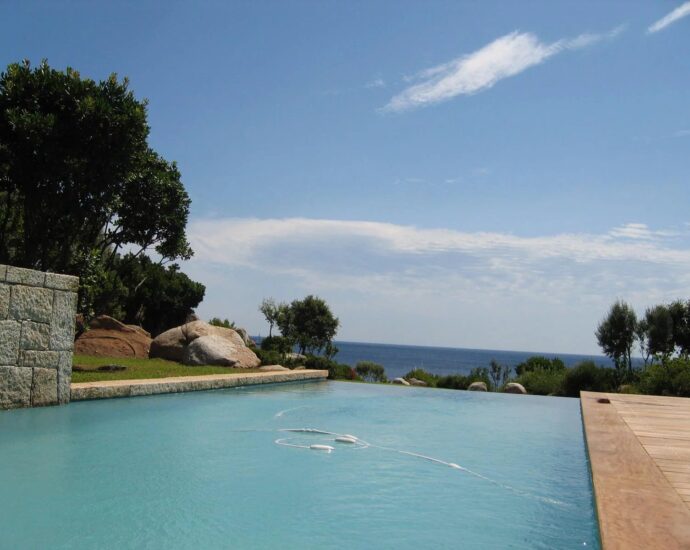 Cappiciola, Waterfront Property, 7 Bedrooms, 2 Pools, Direct Beach Access, Panoramic Sea Views