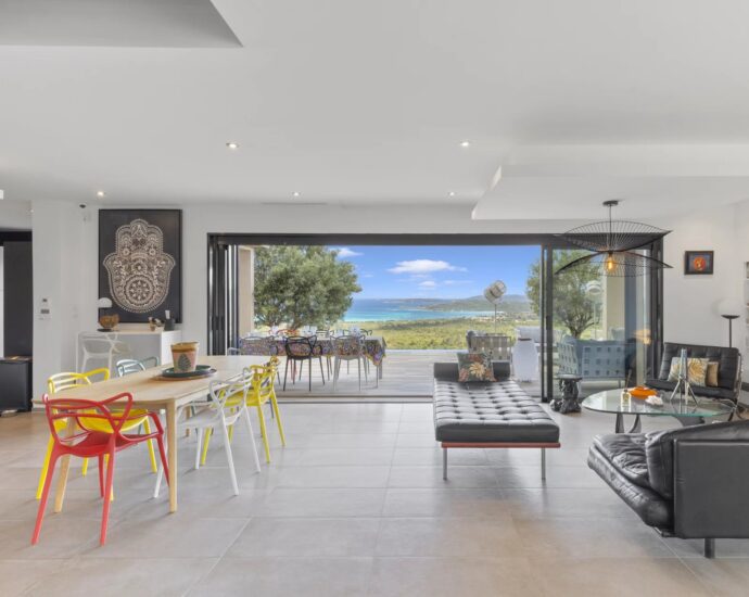 Saint-Cyprien, villa 5 chambres, appartement indépendant 2 chambres, piscine, vue mer, proche plage