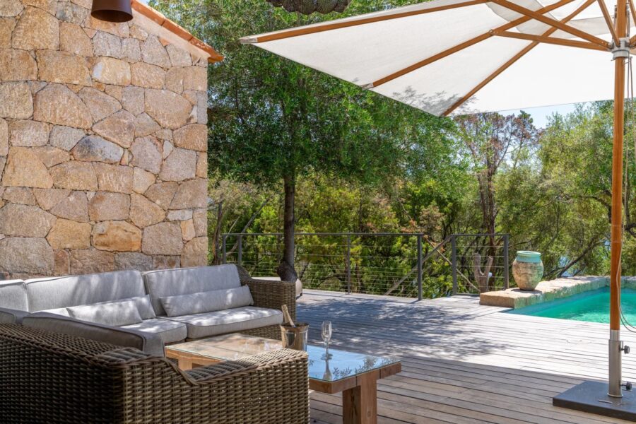 Olmeto, Villa 2 chambres, pied dans l&rsquo;eau, piscine, vue mer,