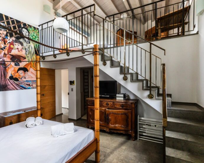 Suartone, 4-Bedroom Villa, Sea View, Heated Pool, Near Rondinara Beach