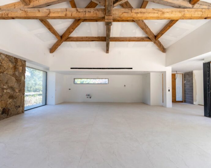 Porto-Vecchio, Villa d&rsquo;architecte, 6 chambres, piscine, vue montagne