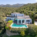 Oletta, villa d&rsquo;architecte, 5 chambres,  piscine, vue mer et montagnes panoramique proche plage