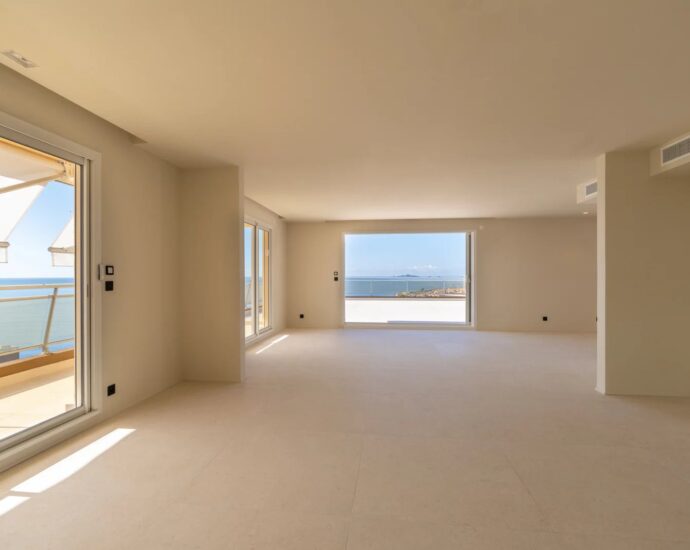 Ajaccio, Exclusivité, Penthouse type T6, 4 chambres vue panoramique mer
