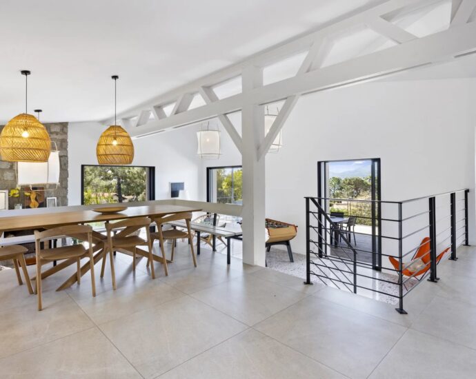 Porto-Vecchio, Domaine de Cala Rossa, villa 6 chambres, piscine et plage à pied, Villa Cala Rossa