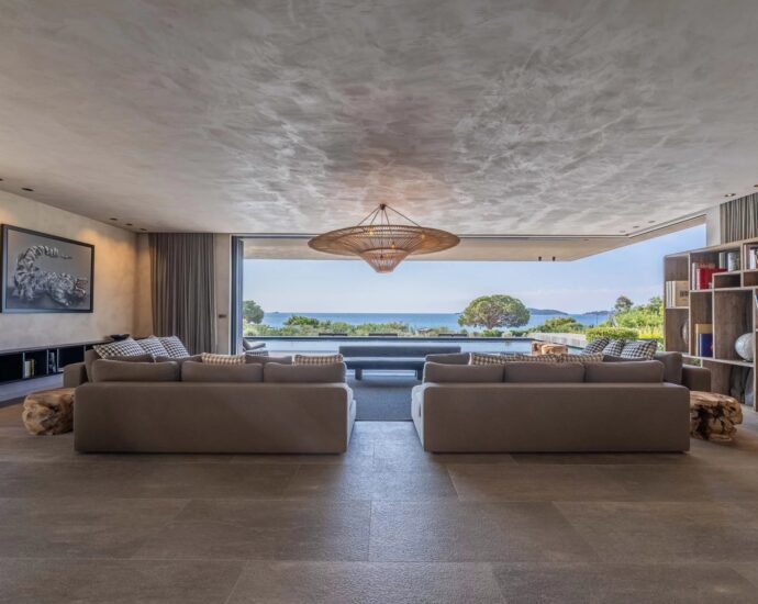 Caramontino, 6 chambres, piscine, pied dans l&rsquo;eau, vue mer