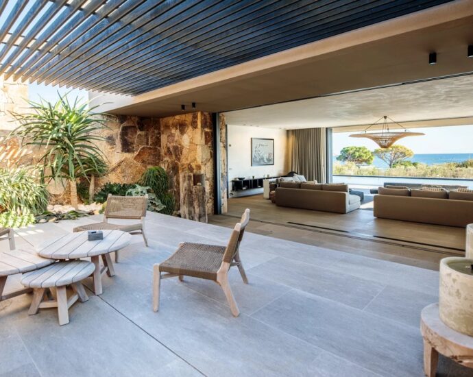 Caramontino, 6 chambres, piscine, pied dans l&rsquo;eau, vue mer