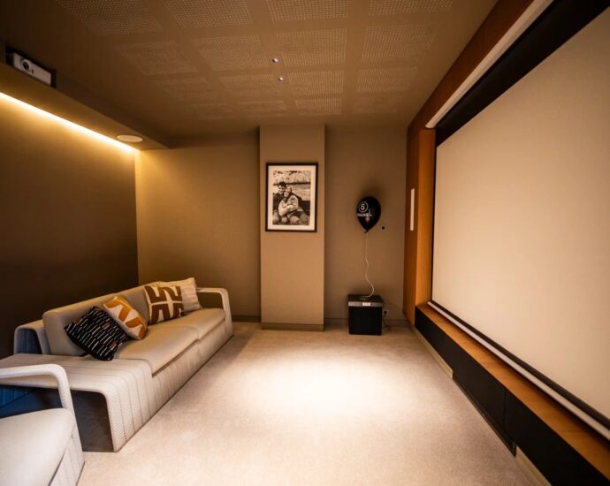 Caramontino, 7 bedroom villa, swimming pool, sea view, beach on foot