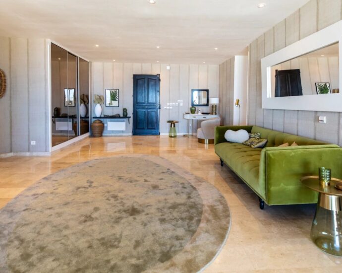 Bonifacio, Piantarella, 6-Bedroom Villa with Pool and Sea View, Beach Within Walking Distance