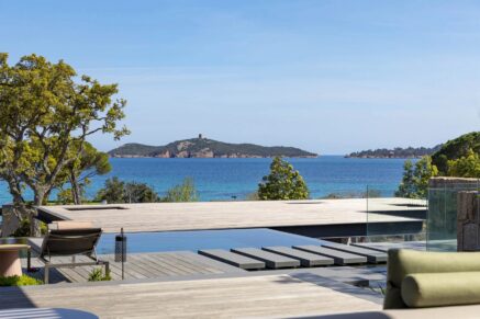 Caramontino, Arinella Estate, 7-Bedroom Villa, Waterfront, Pool, Panoramic Sea View, Beach on Foot