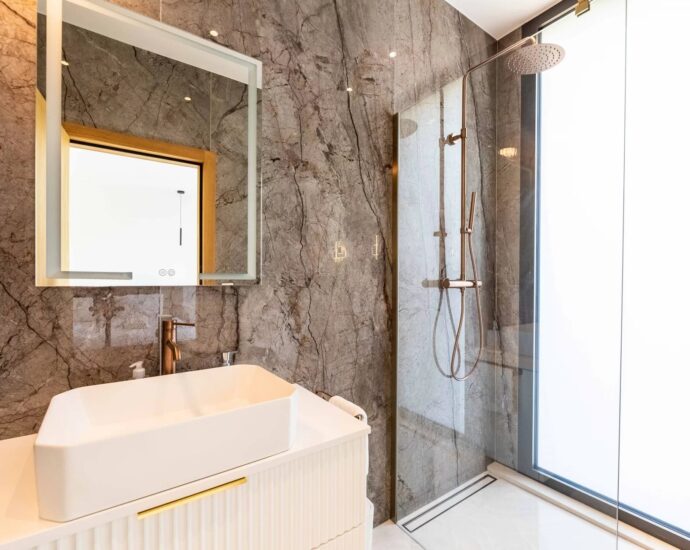 Caramontino, Domaine privé d&rsquo;Arinella,  Villa 6 chambres, Piscine, Jacuzzi, Vue montagnes, Plage à pied