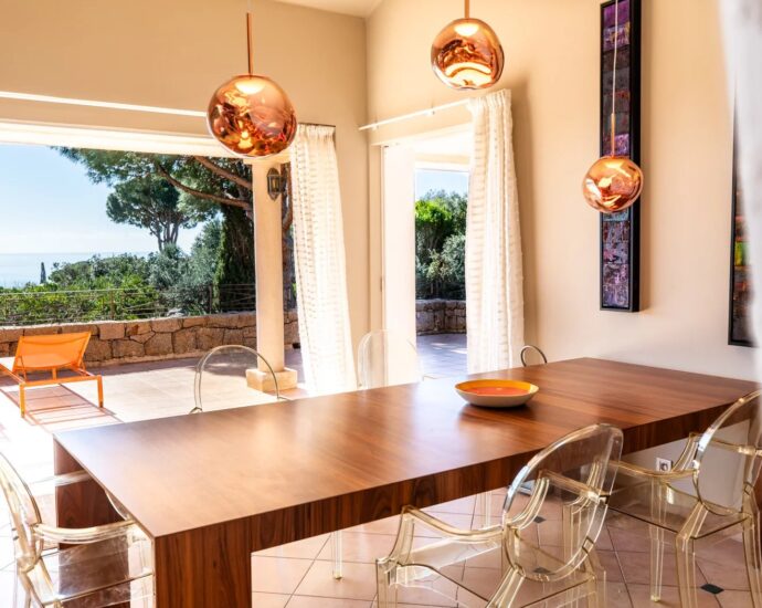 Capicciola, villa 5 chambres, piscine, vue mer, plage à pied