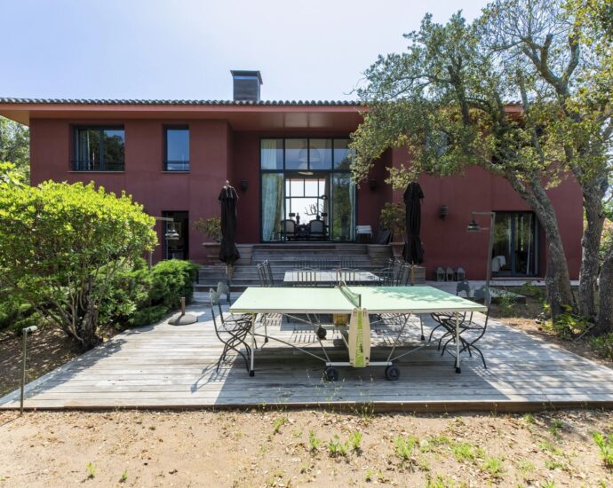 Porto Vecchio, Domaine de Cala Rossa, villa 6 chambres, piscine, vue mer, plage à pieds