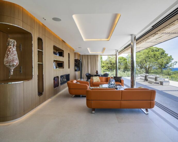 Caramontino, 7 bedroom villa, swimming pool, sea view, beach on foot