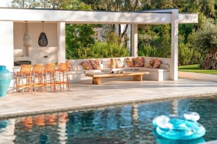 Domaine privé, villa 5 chambres, piscine, proche plage