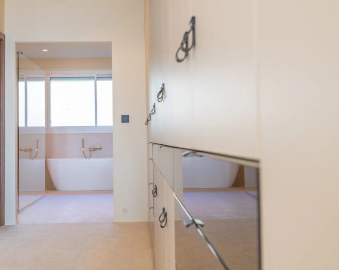 Ajaccio, Exclusivité, Penthouse type T6, 4 chambres vue panoramique mer